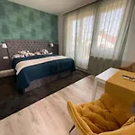 Hollik Apartmanhaz Balatonfured