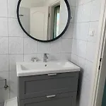 Hollik Apartmanhaz 4*