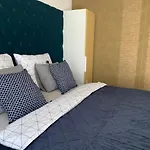 Hollik Apartmanhaz 4* Balatonfured