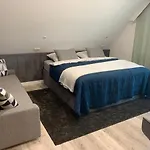 Hollik Apartmanhaz Balatonfured