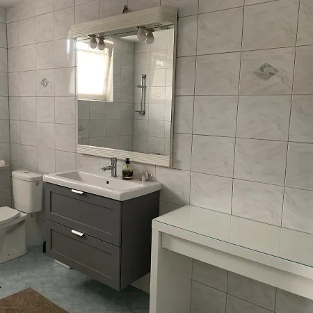 Hollik Apartmanhaz 4* Balatonfured