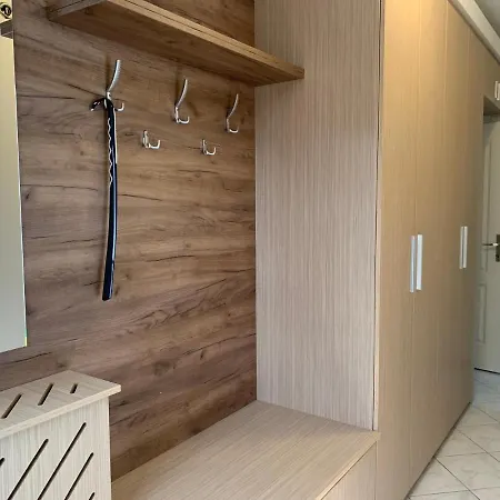 Hollik Apartmanhaz 4* Balatonfured