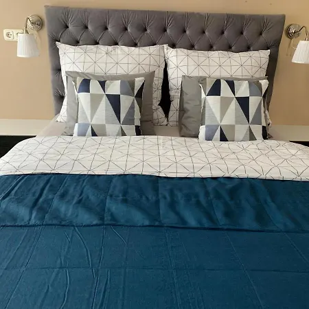 Hollik Apartmanhaz 아파트호텔 3*
