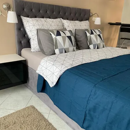 Aparthotel Hollik Apartmanhaz 4*