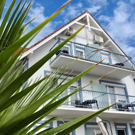 Hollik Apartmanhaz Balatonfured