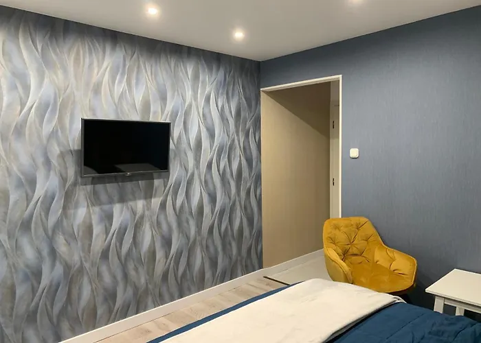 شقة فندقية Hollik Apartmanhaz 4*