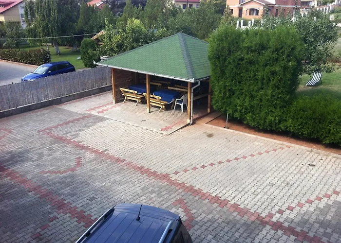 Apartahotel Hollik Apartmanhaz 4*