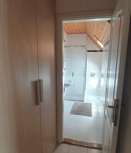 Hollik Apartmanhaz Aparthotel